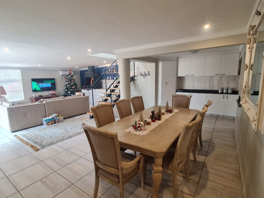 3 Bedroom Property for Sale in Fonteine Park Western Cape